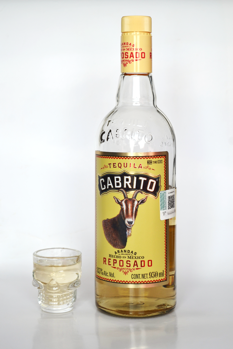 Najlepsza tequila Cabrito i tradycyjne caballito o pojemności 50 mililitrów.